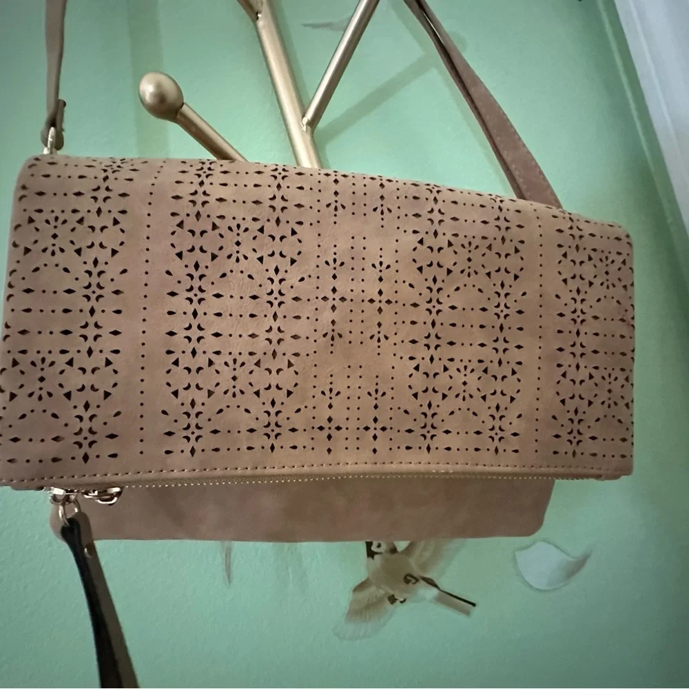 Elegant Tan Crossbody Bag - Picture 1 of 4